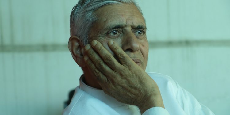 Kashmir Elections: Can Nizamuddin Bhat of Congress-NC Alliance Reclaim His Bandipora Seat?